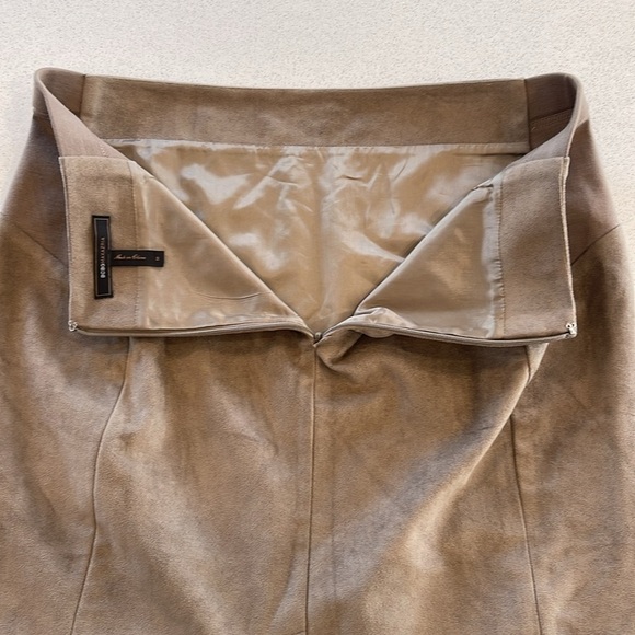 BCBG MaxAzria Camel Suede Skirt Size M - Picture 7 of 12